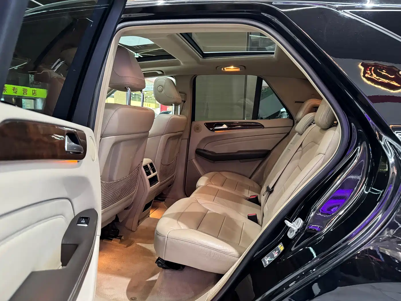 Mercedes-Benz M-Class 2014 ML 400 4MATIC Luxury фото 10