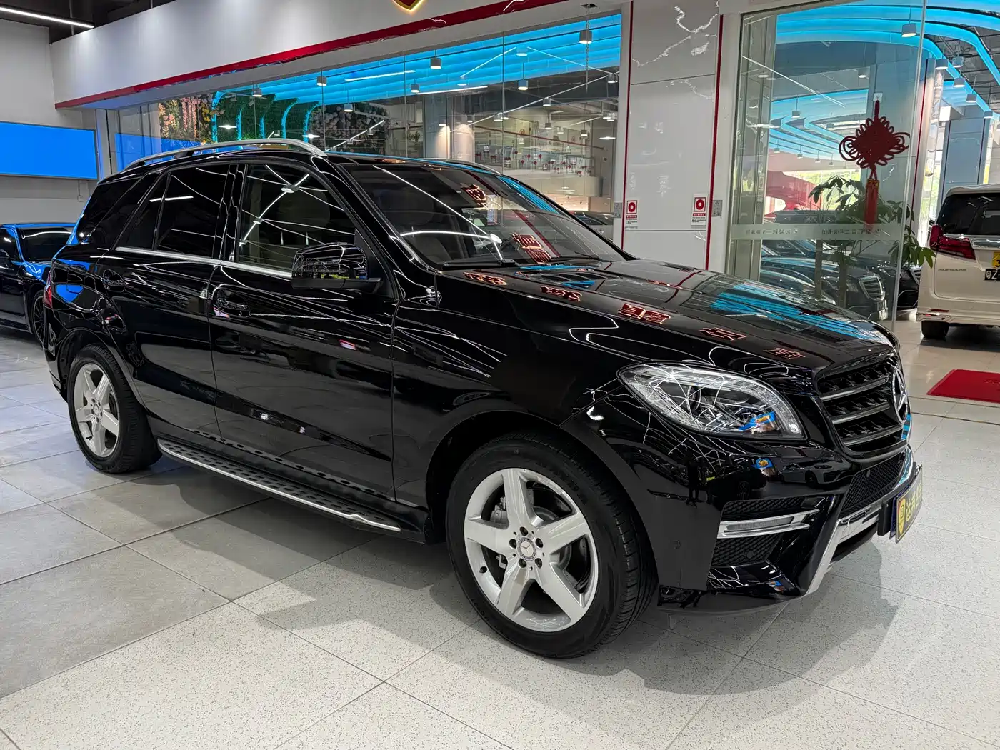 Mercedes-Benz M-Class 2014 ML 400 4MATIC Luxury фото 4