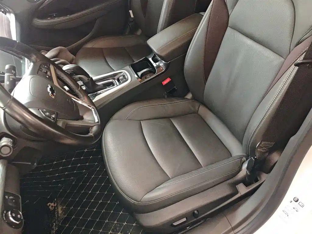 Chevrolet Malibu 2018 530T Automatic Luxury Edition фото 11