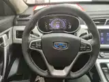Фото 11 - Geely Atlas