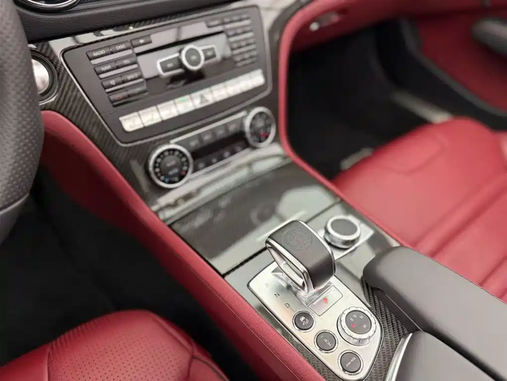 Mercedes-Benz SL-Class AMG 2013 AMG SL 63 фото 6