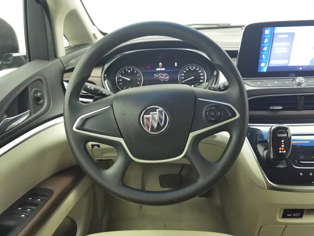 Photo 11 - Buick GL8