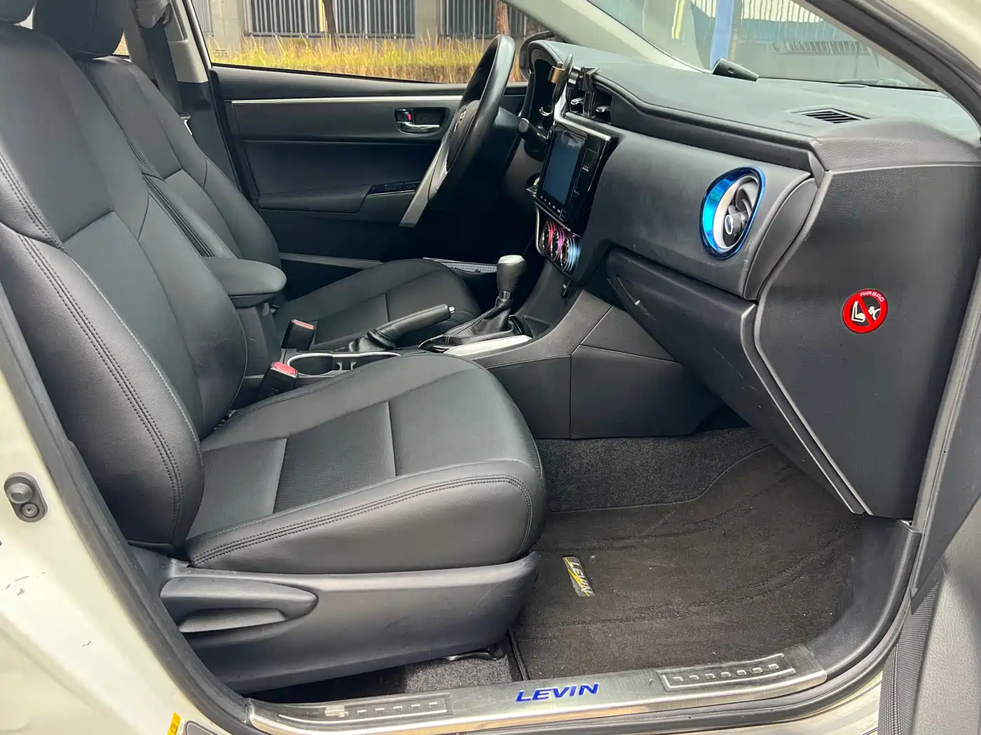 Toyota Levin 2017 Facelift 185T CVT Elite (China V) фото 10