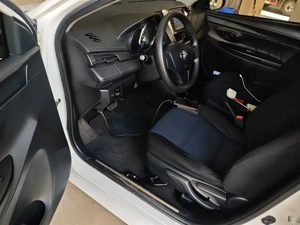 Toyota YARiS L Zhi Xiang 2019 1.5E CVT Charming China VI фото 16
