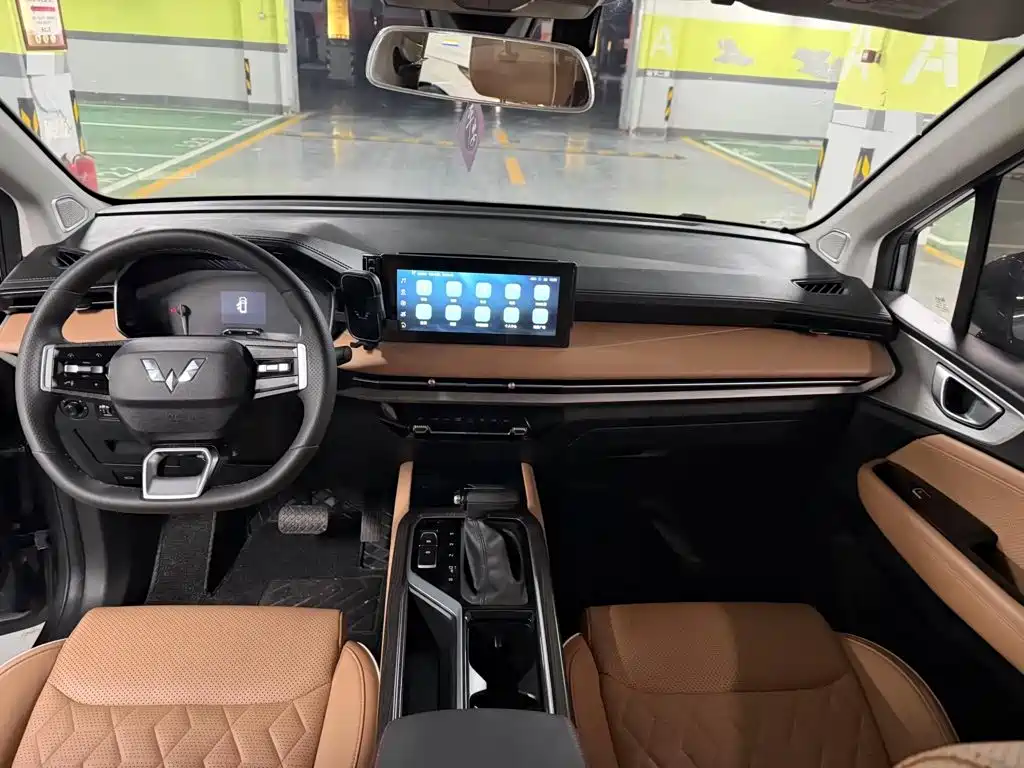 Wuling Motors Wuling Jiachen 2023 2022 1.5T CVT Exclusive Flagship Model