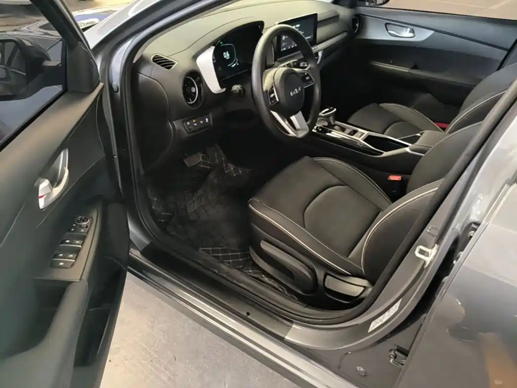 Kia K3 2026 2024 1.5L CVT Comfort Premium Edition