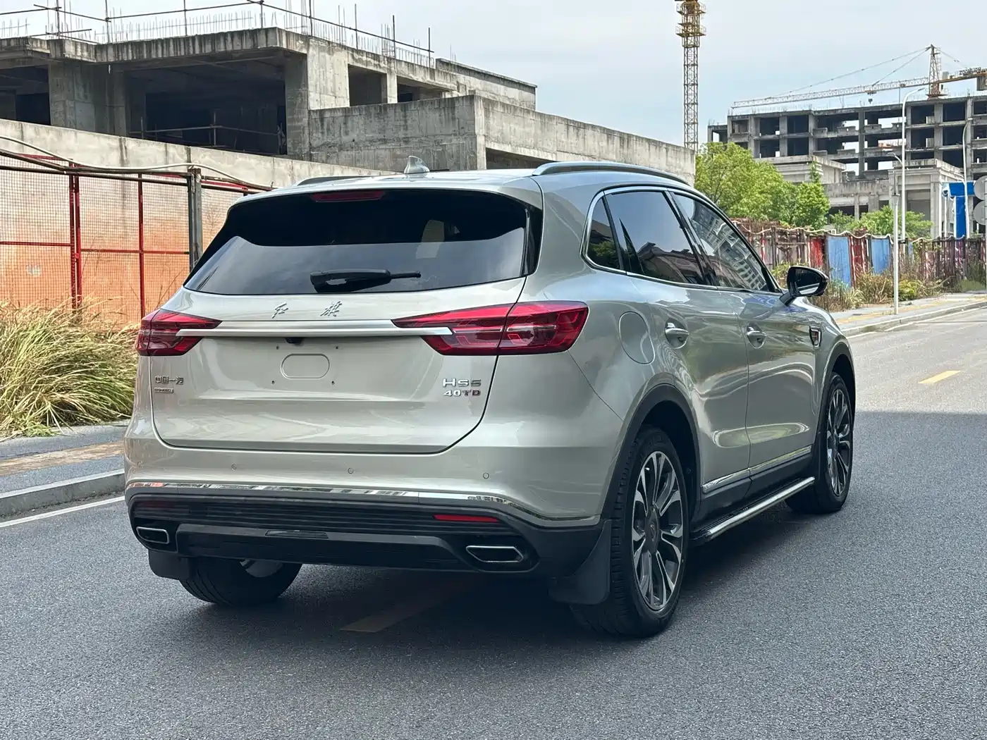 Hongqi HS5 2019 2.0T Smart Connect Enjoy 4WD Edition фото 9