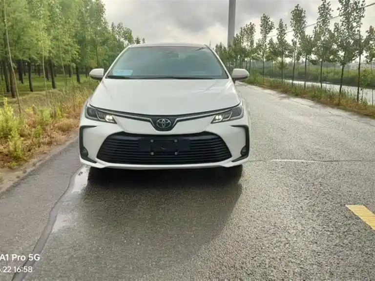 Toyota Corolla 2022 1.2T S-CVT Pioneer PLUS Edition фото 2