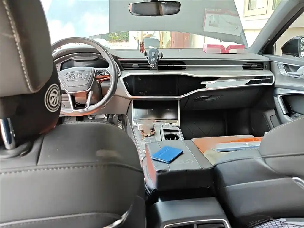 Audi A6L 2023 Facelift 40 TFSI Luxury Dynamic фото 13