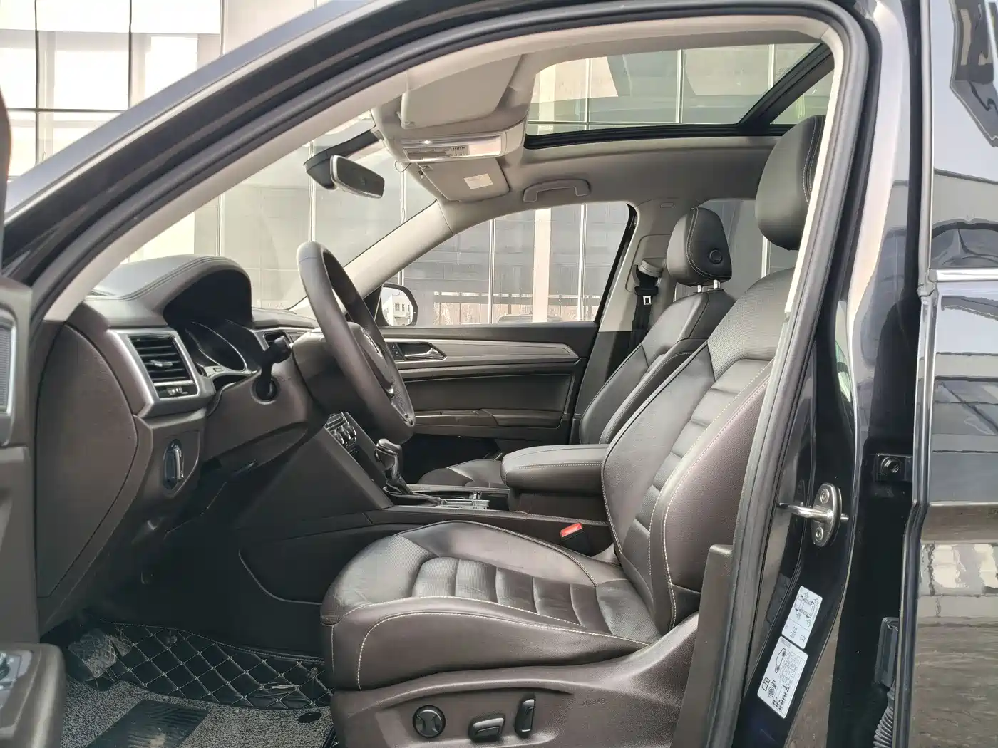 Volkswagen Teramont 2017 330TSI 2WD Luxury фото 4