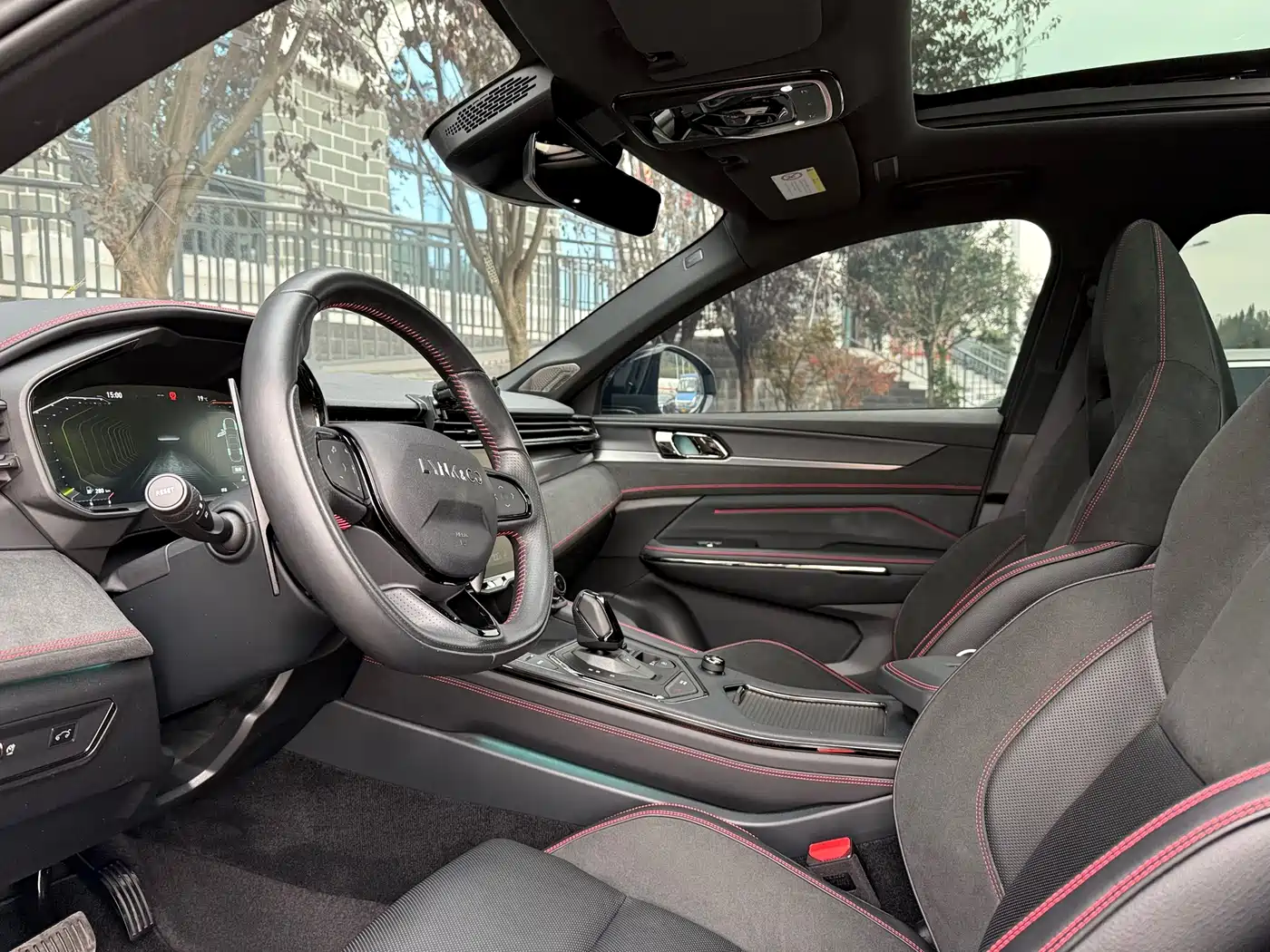 Lynk & Co 05 2020 2.0TD 4WD Halo Edition фото 8