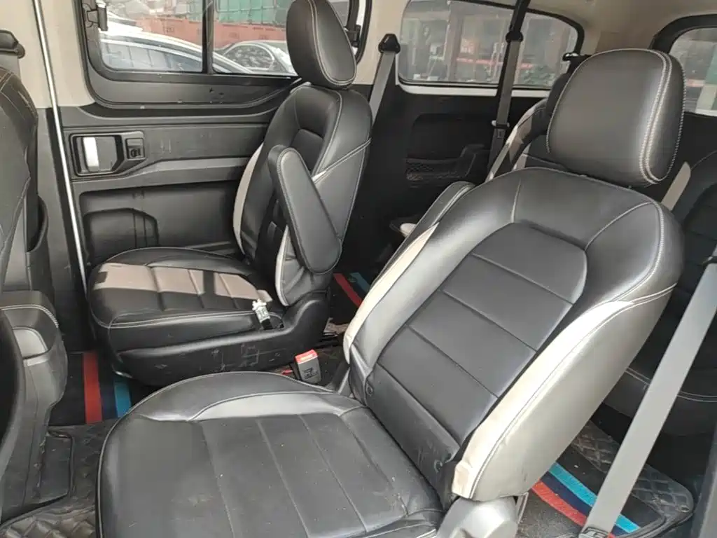 Wuling Motors Wuling Journey 2023 2021 1.5T Manual Luxury Edition