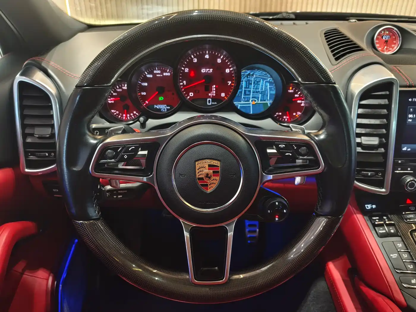 Porsche Cayenne 2016 Cayenne Platinum Edition 3.0T фото 8