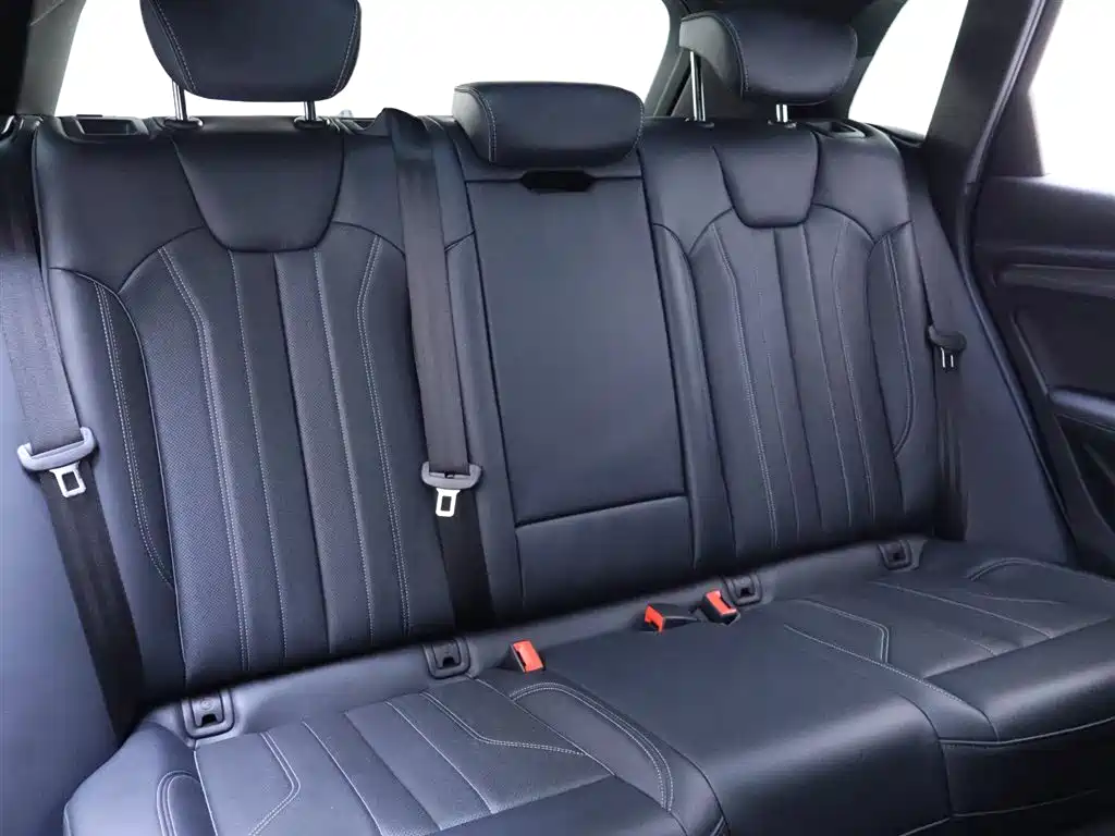 Audi Q5L 2024 Model 40 TFSI Luxury Dynamic фото 23