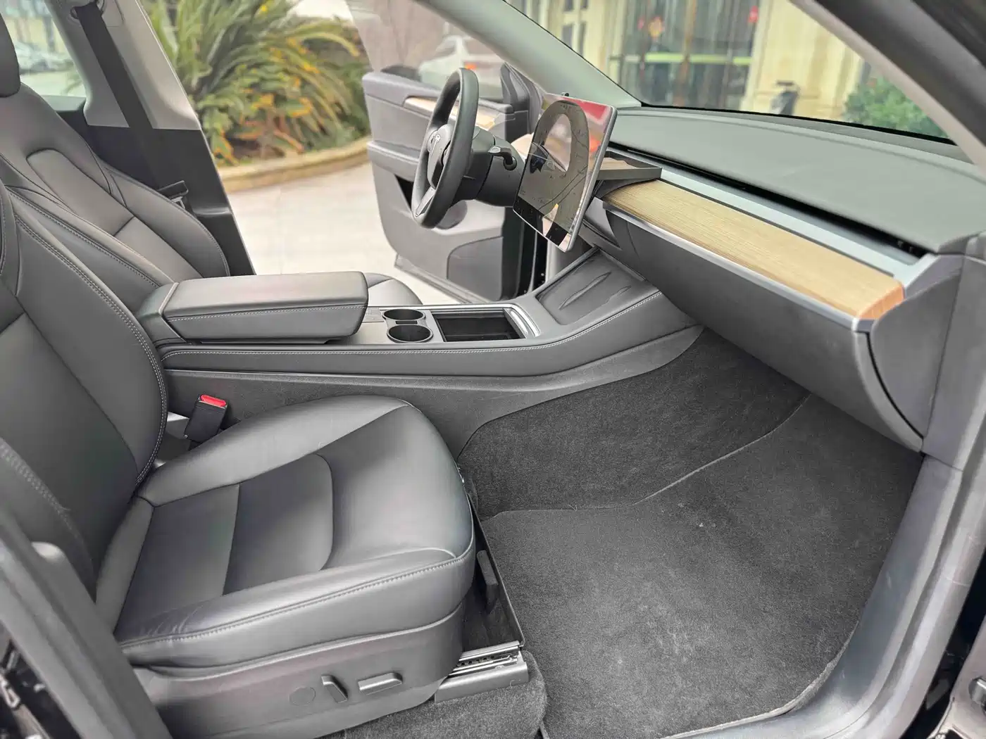 Tesla Model Y 2021 Standard Range Rear-Wheel Drive фото 4