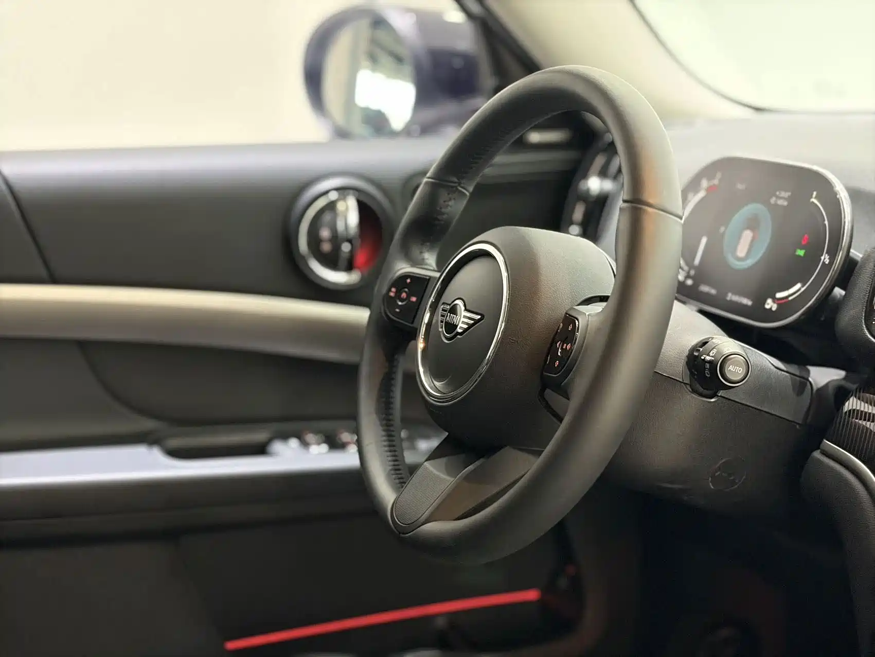 Фото 10 - MINI COUNTRYMAN