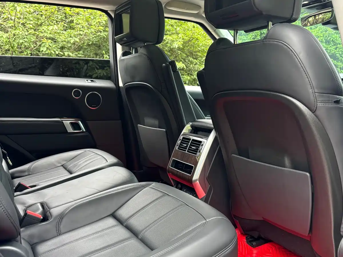 Land Rover Range Rover Sport PHEV 2019 P400e HSE фото 16