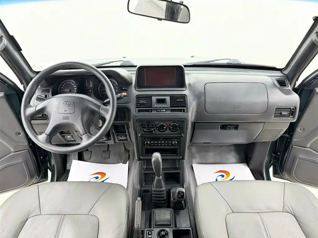 Leopaard Black King Kong 2009 2.4L Manual 4WD фото 9