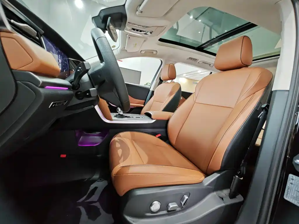 Hongqi HS7 PHEV 2026 2025 Revised Model 2.0T PHEV 4WD 2 Million Units Commemorative Edition 6-Seater