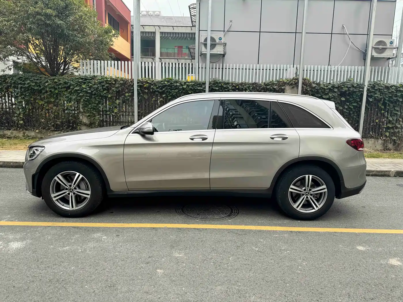 Mercedes-Benz GLC 2020 GLC 260 L 4MATIC Luxury фото 5