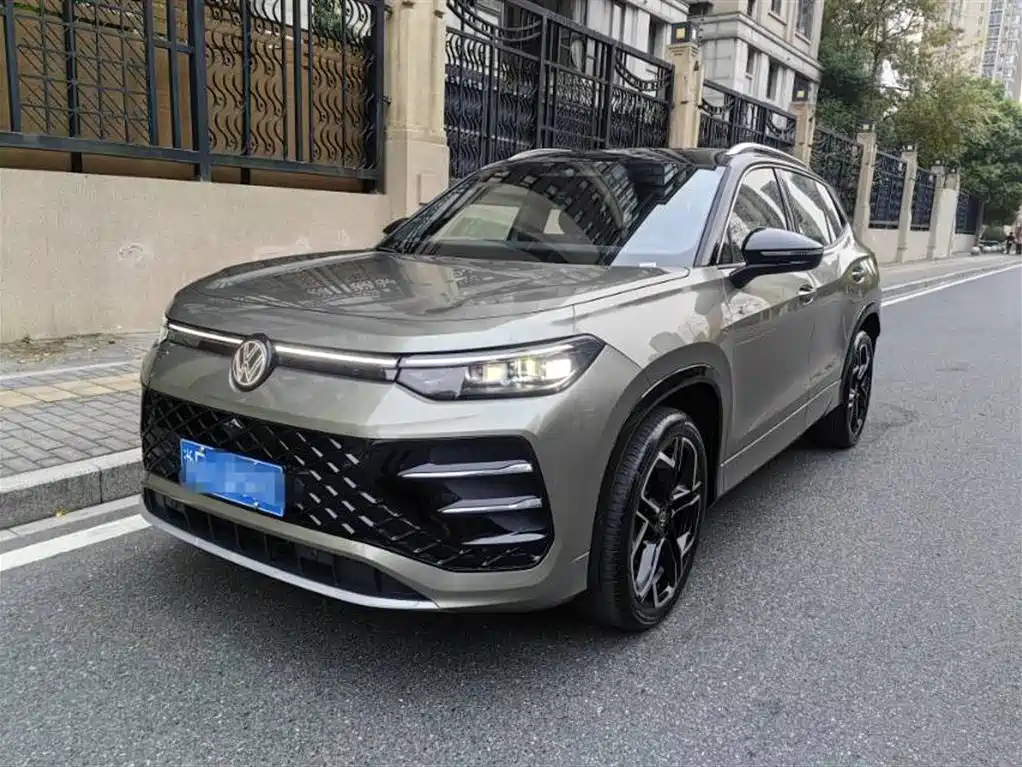 Volkswagen Tayron 2025 Model Tayron L 380TSI 4WD Luxury Easy Package