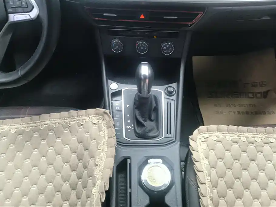 Volkswagen Lavida 2023 300TSI DSG Starlight Full Comfort Edition фото 16
