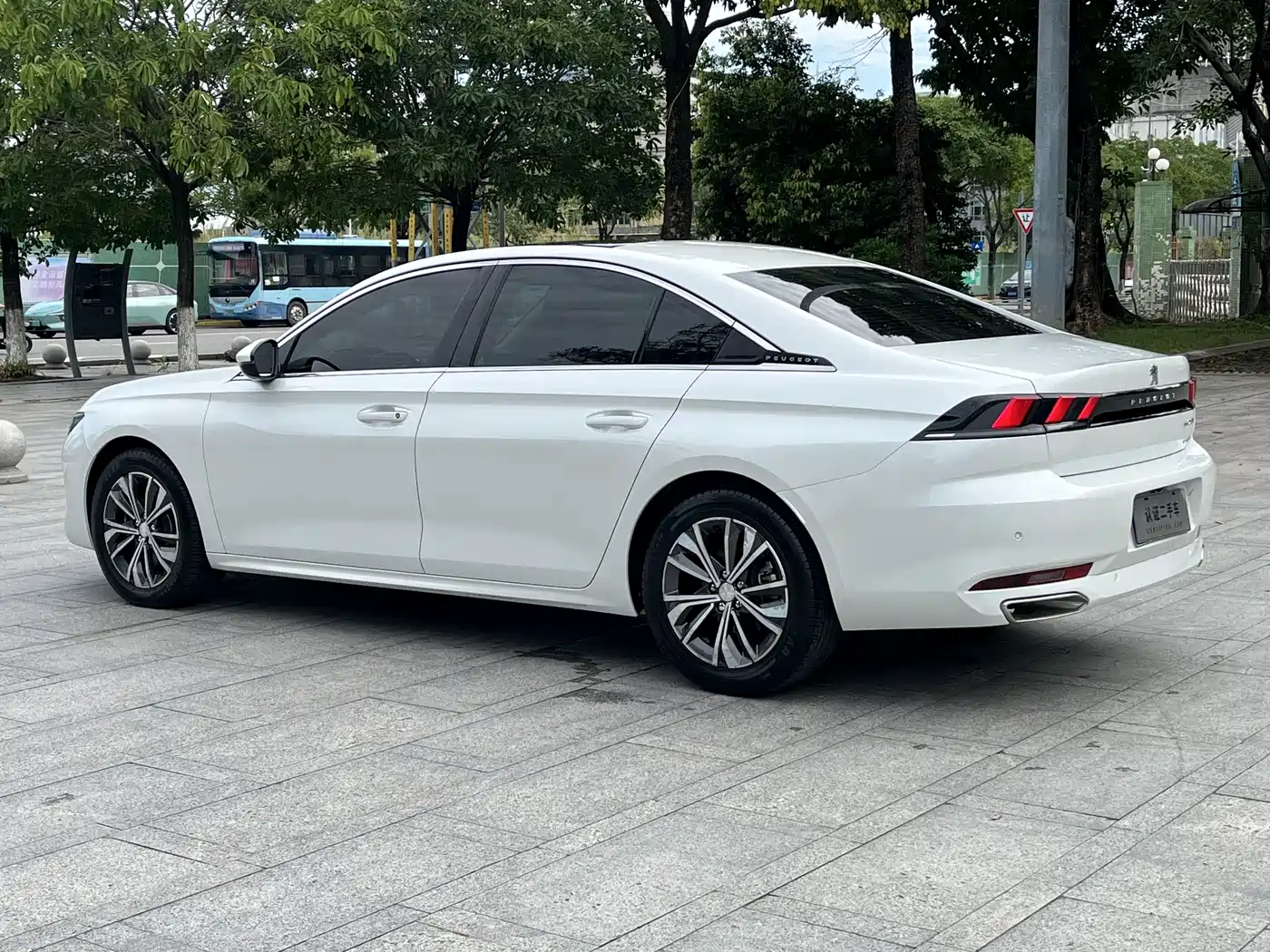 Peugeot 508 2021 508L 400THP PureTech Driving Control Edition фото 4