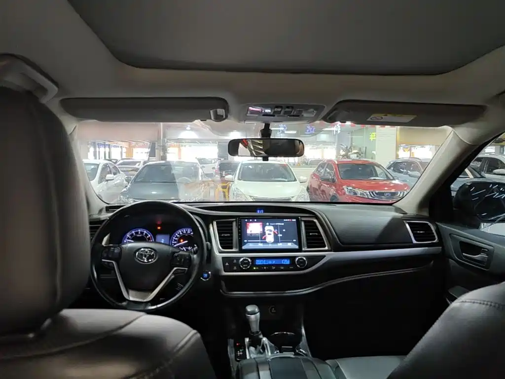 Toyota Highlander 2015 2.0T AWD Luxury Edition 7-seater фото 18