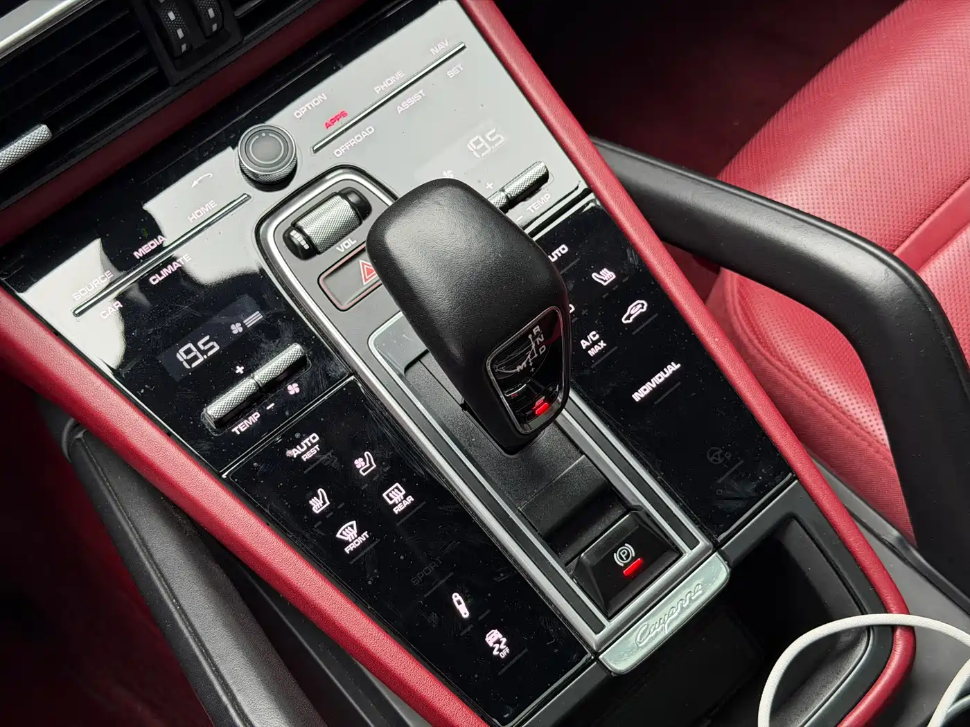 Porsche Cayenne New Energy 2021 Cayenne E-Hybrid 2.0T фото 13