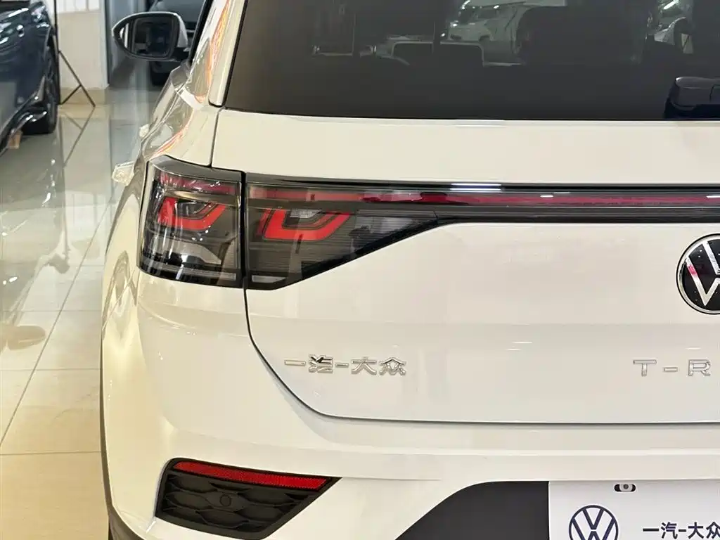 Volkswagen T-ROC 2025 Facelift 280TSI DSG 2WD Time Edition фото 15