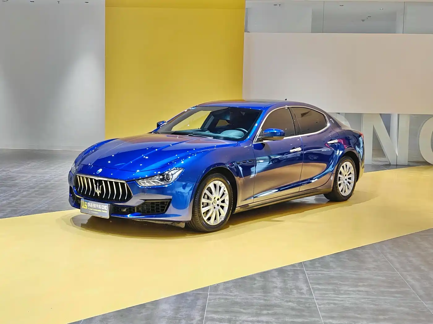MASERATI GHIBLI