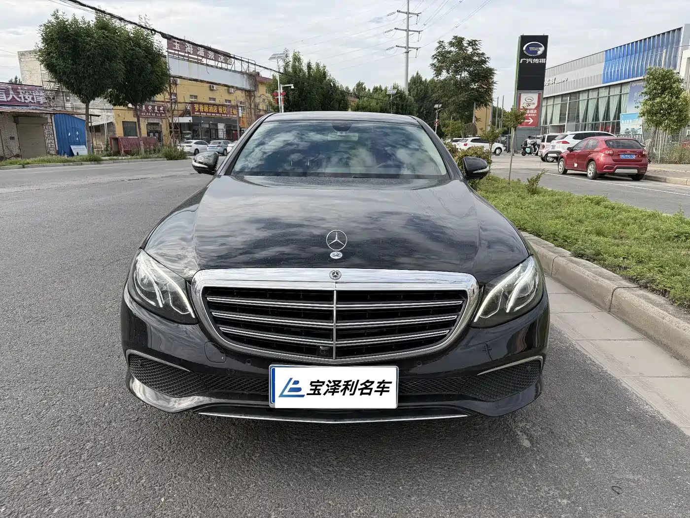 Mercedes-Benz E-Class 2019 E 300 L Luxury фото 2