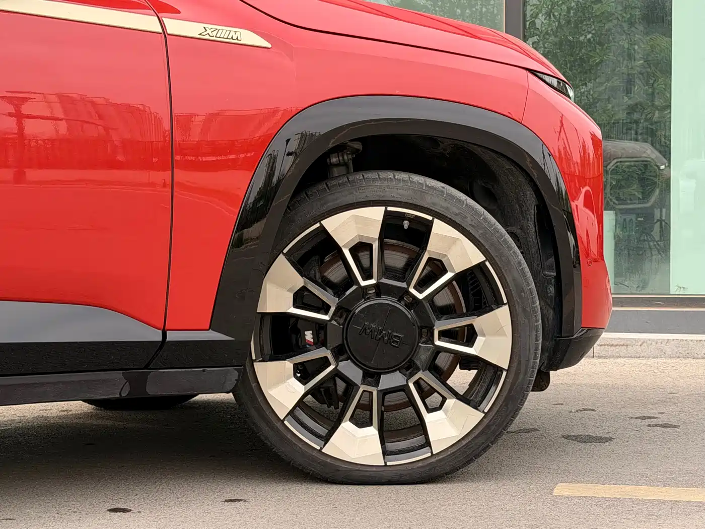 BMW XM 2023 Model Base фото 27