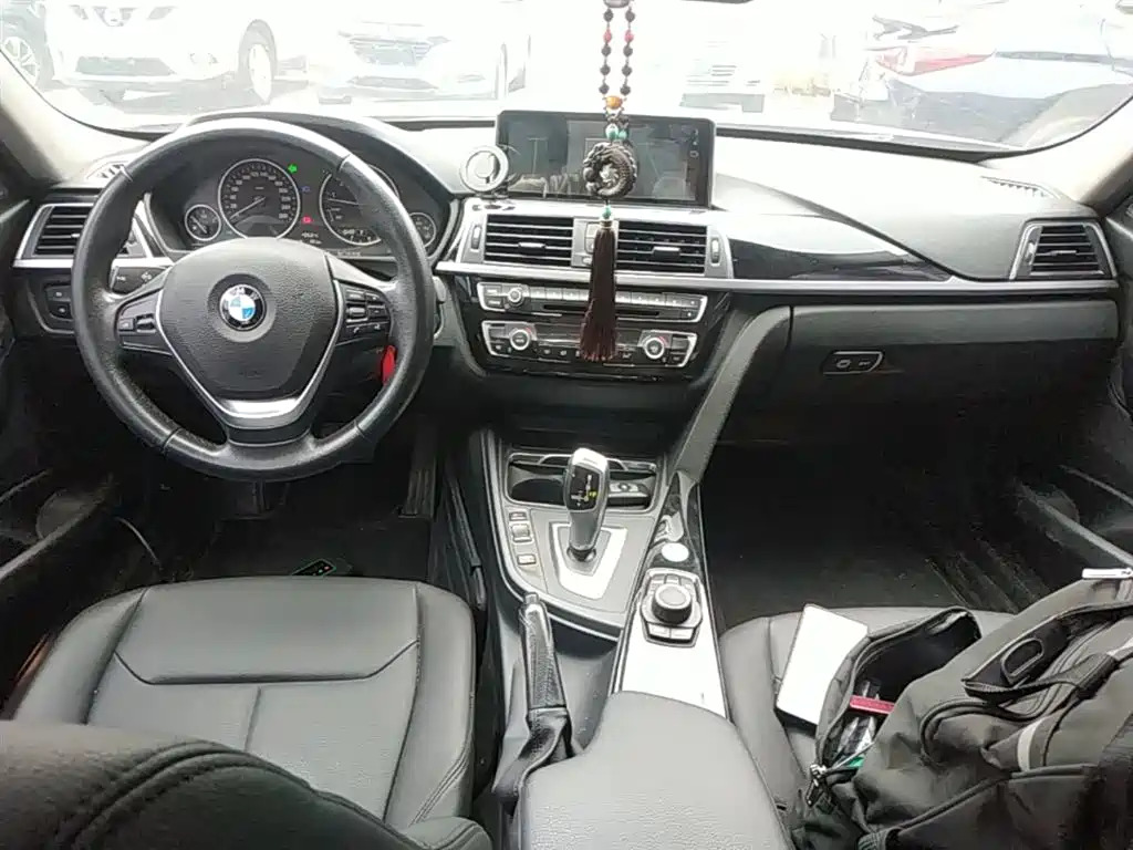 BMW 3 Series 2017 320Li Fashion фото 10