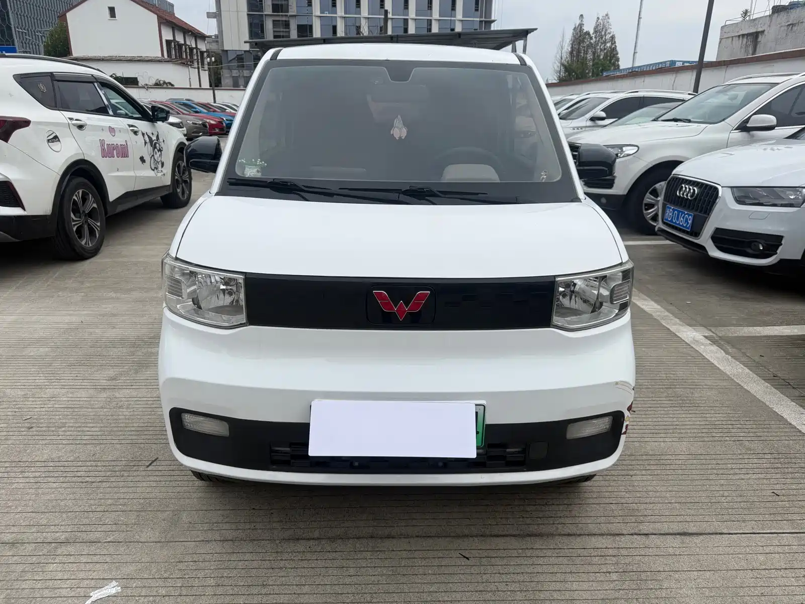 Photo 3 - Wuling Motors Hongguang MINIEV