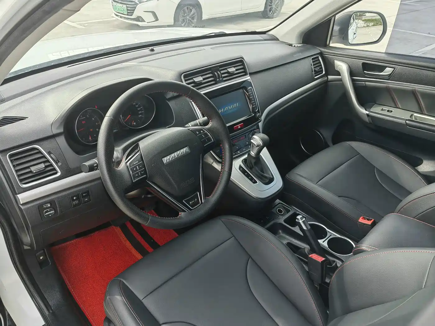 Фото 2 - Haval M6