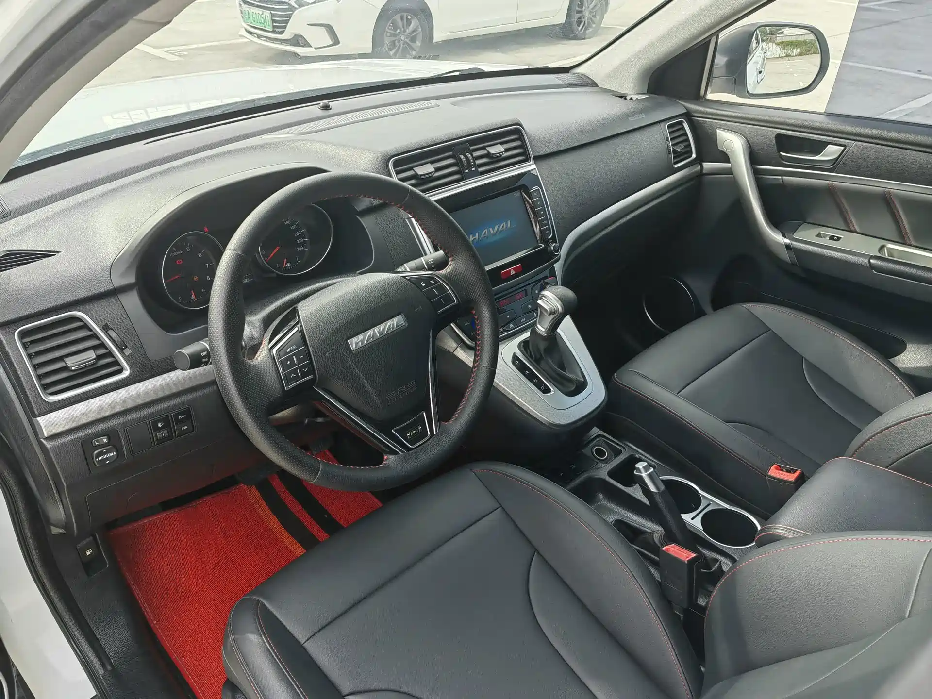 Фото 2 - Haval M6