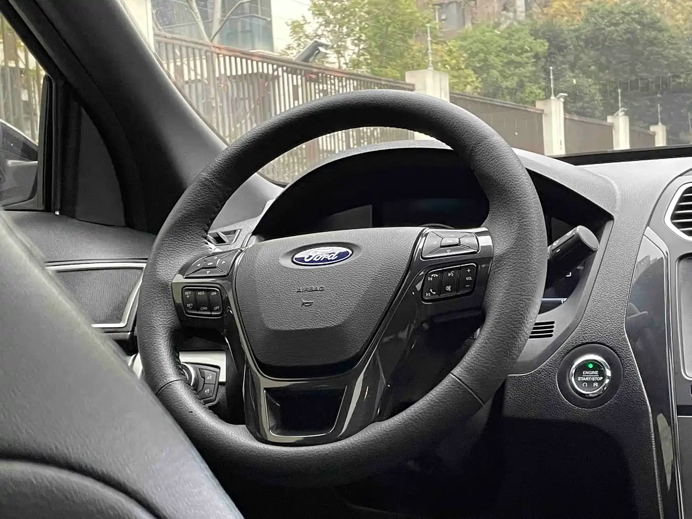 Ford Explorer (Import) 2017 2016 2.3T Trend Edition