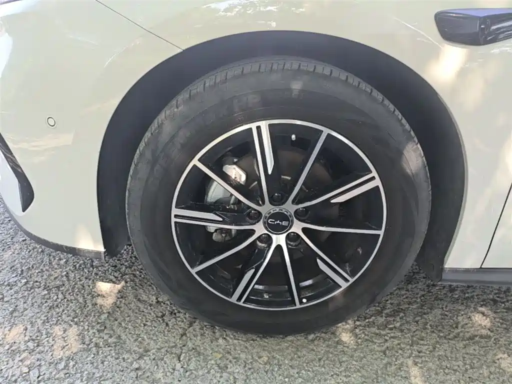 BYD Seal 06 New Energy 2025 DM-i Smart Drive Edition 120KM Luxury фото 23