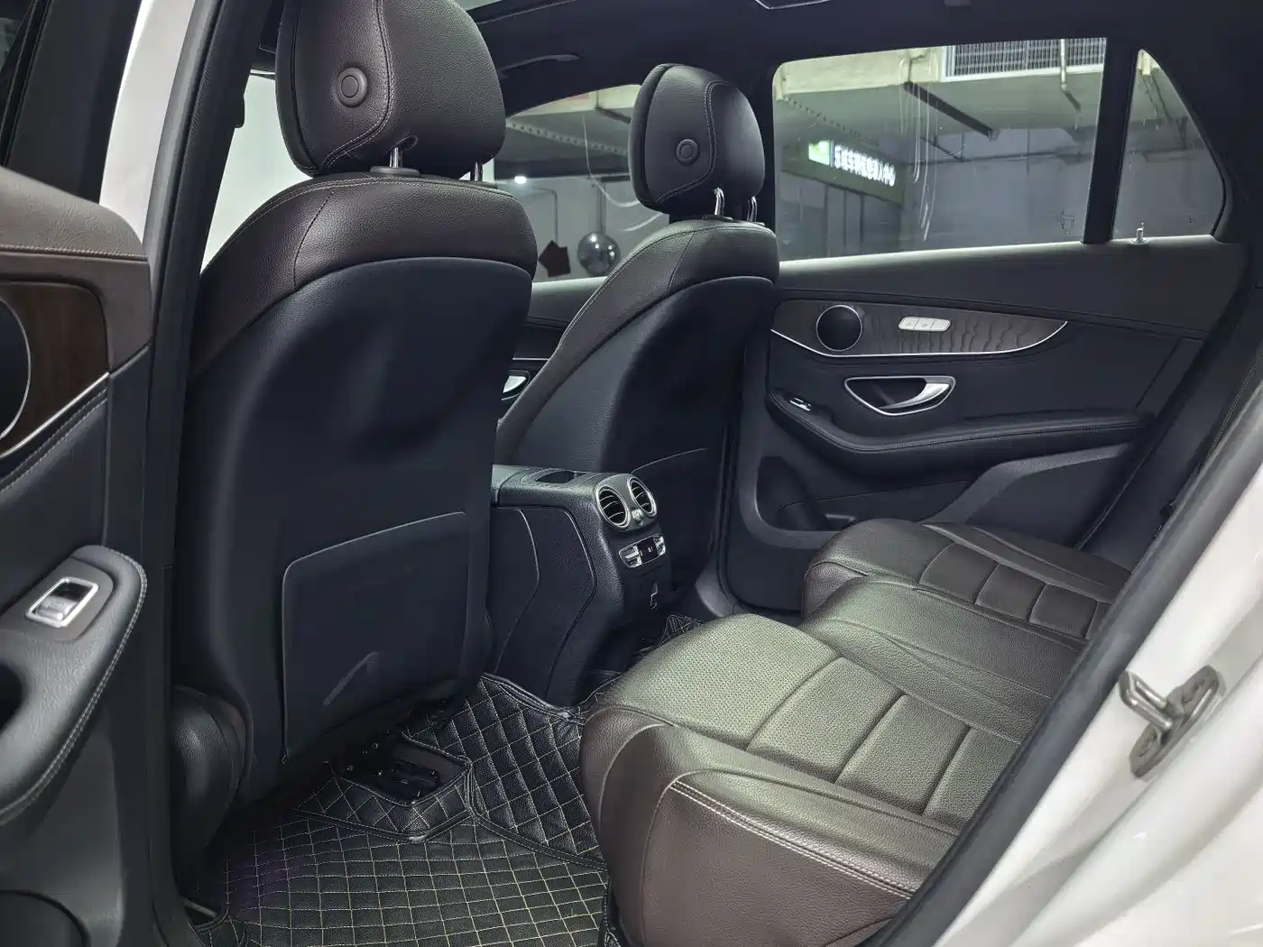 Mercedes-Benz GLC 2020 Facelift GLC 300 L 4MATIC Dynamic фото 14
