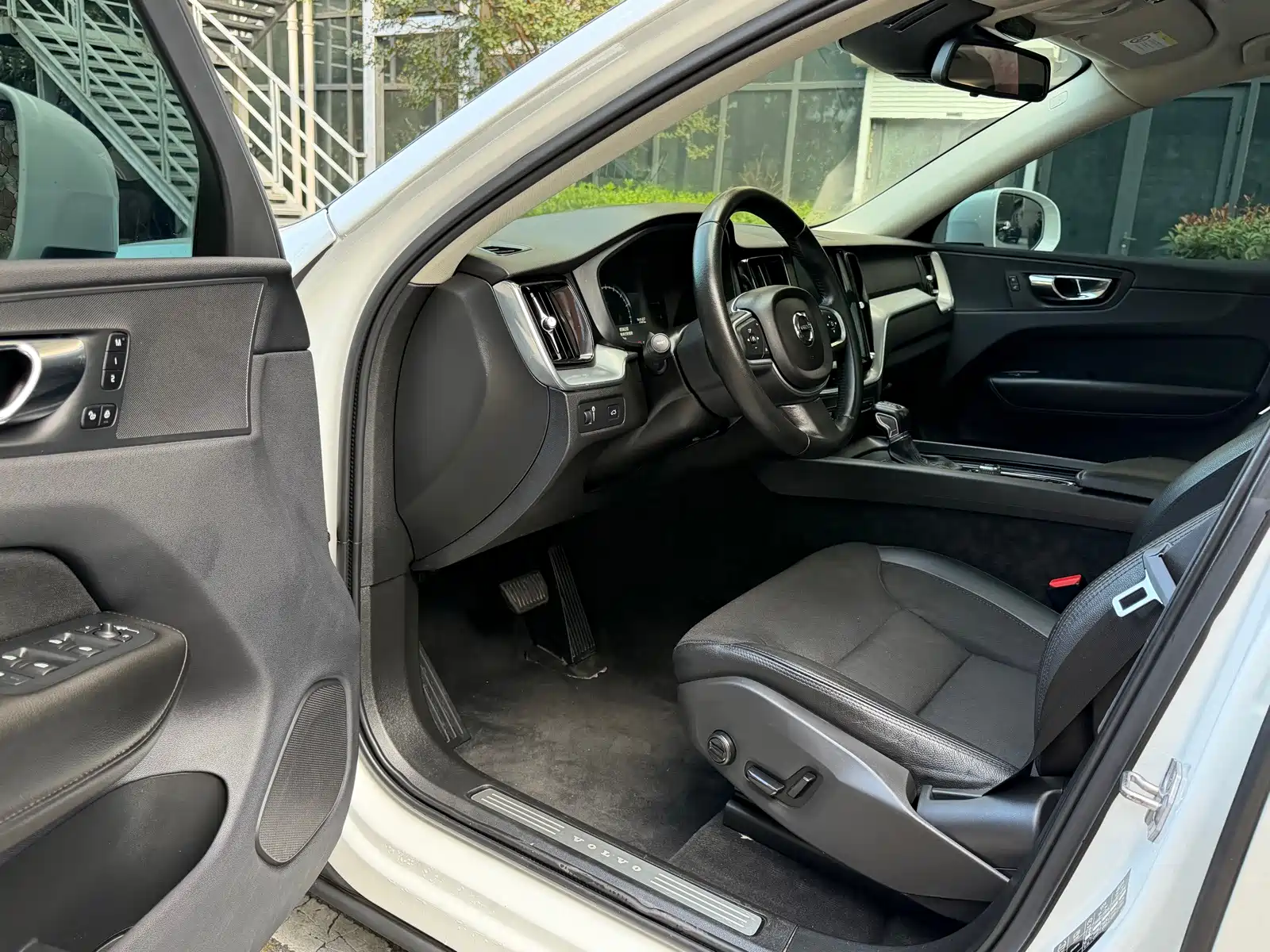 Photo 7 - Volvo XC60