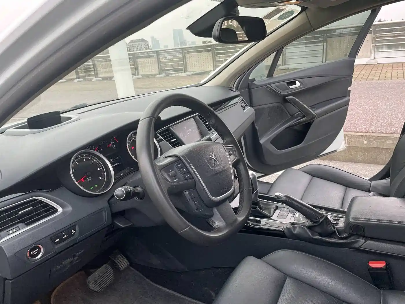 Peugeot 508 2013 2.3L Roland Garros Edition фото 19