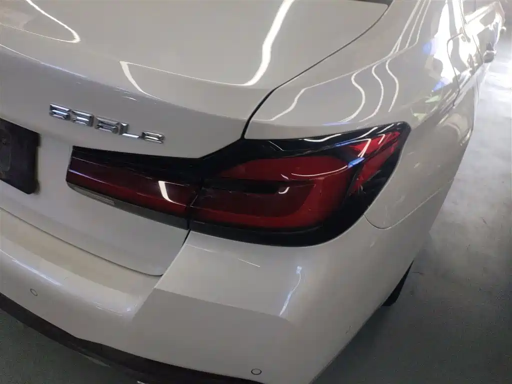 BMW 5 Series New Energy 2021 535Le M Sport Package фото 24