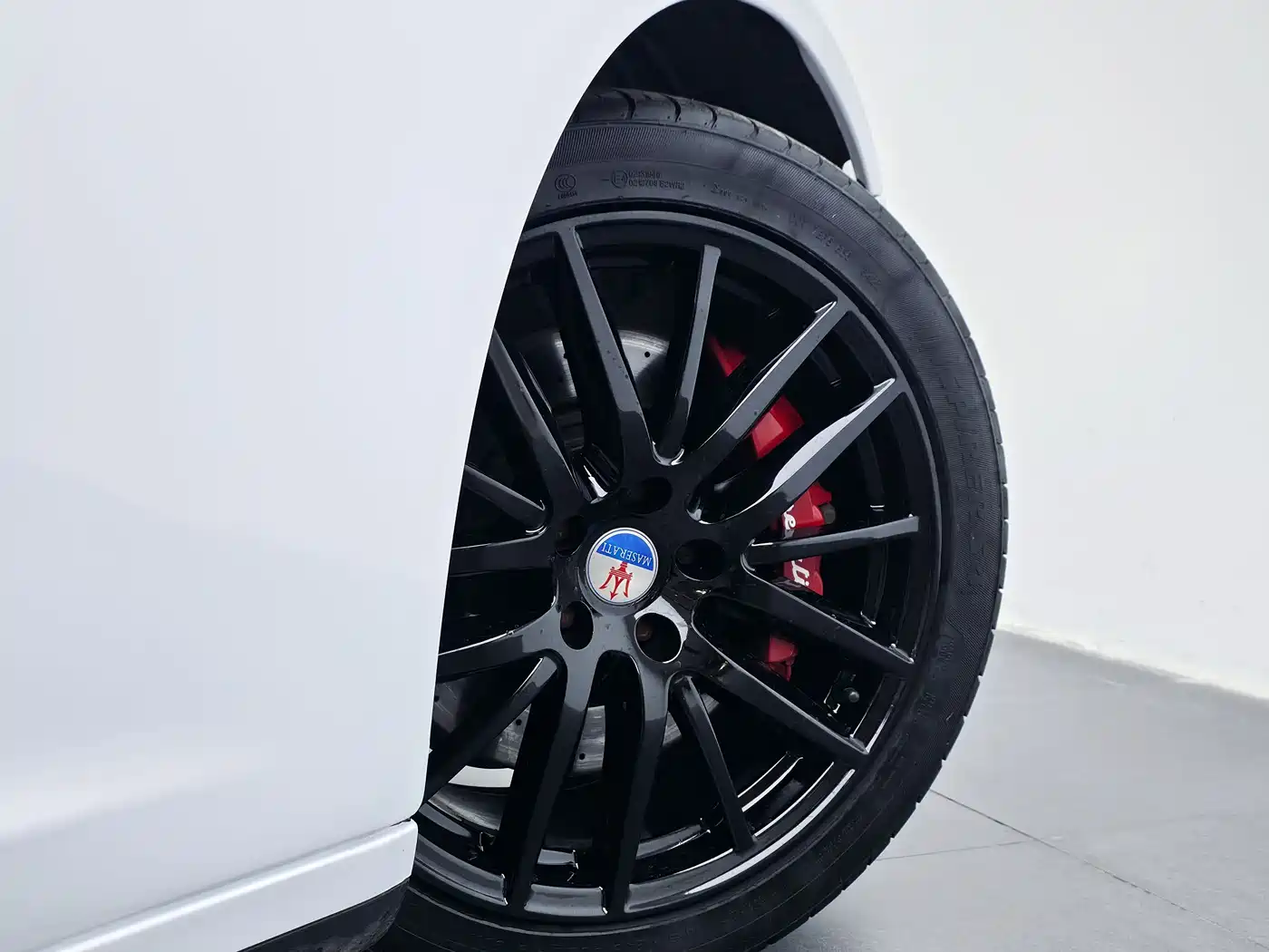 Maserati Quattroporte 2013 3.0T Standard фото 9