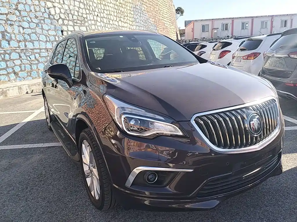 Photo 4 - Buick Envision Plus