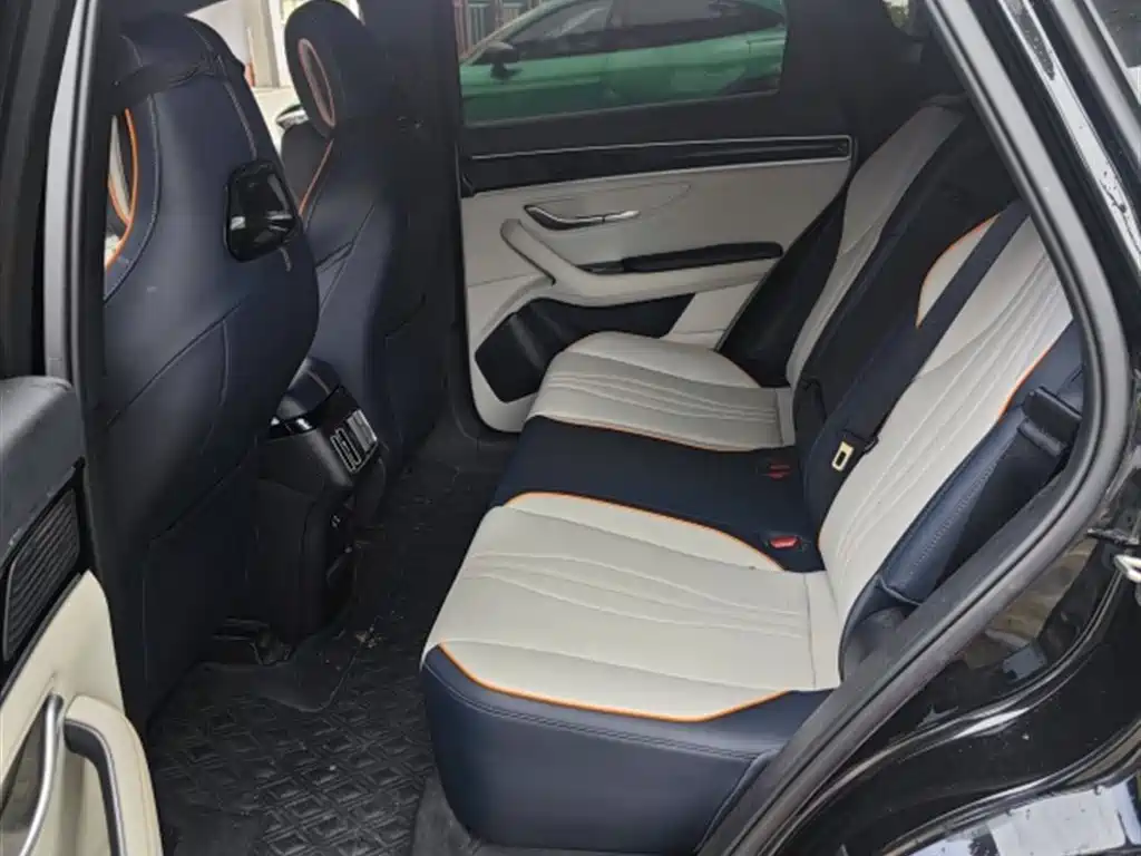 BYD Song PLUS PHEV 2023 Champion Edition DM-i 110KM Flagship PLUS фото 7