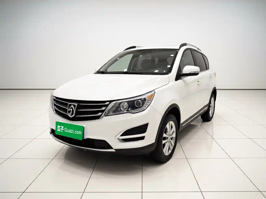 Фото 1 - Baojun 560