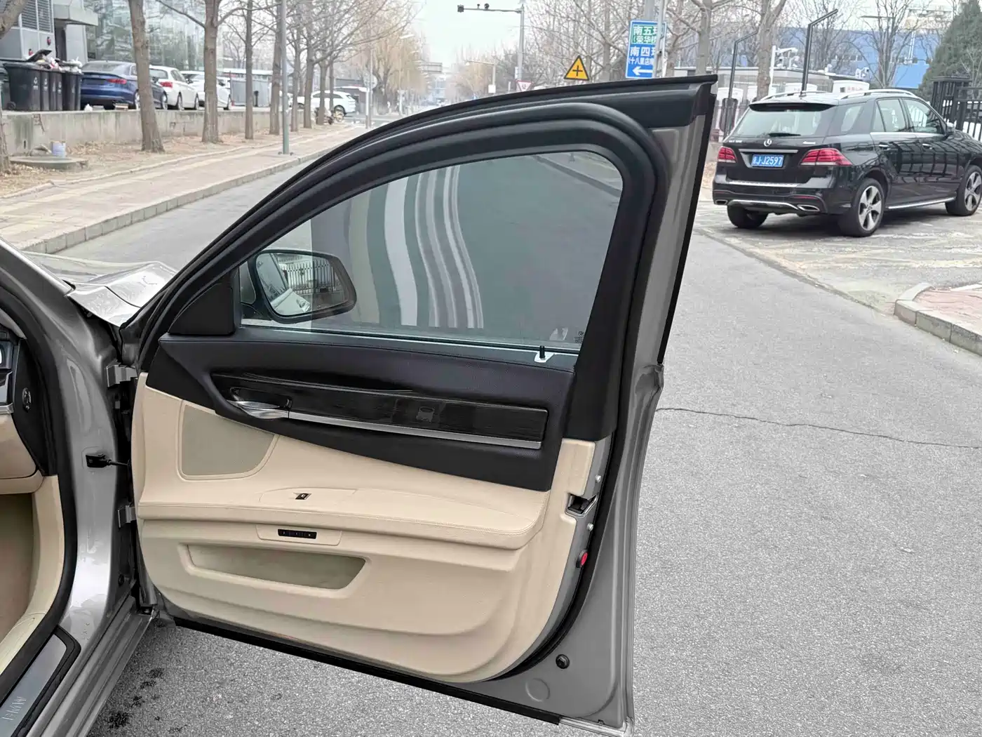BMW 7 Series 2011 730Li Elegance фото 24