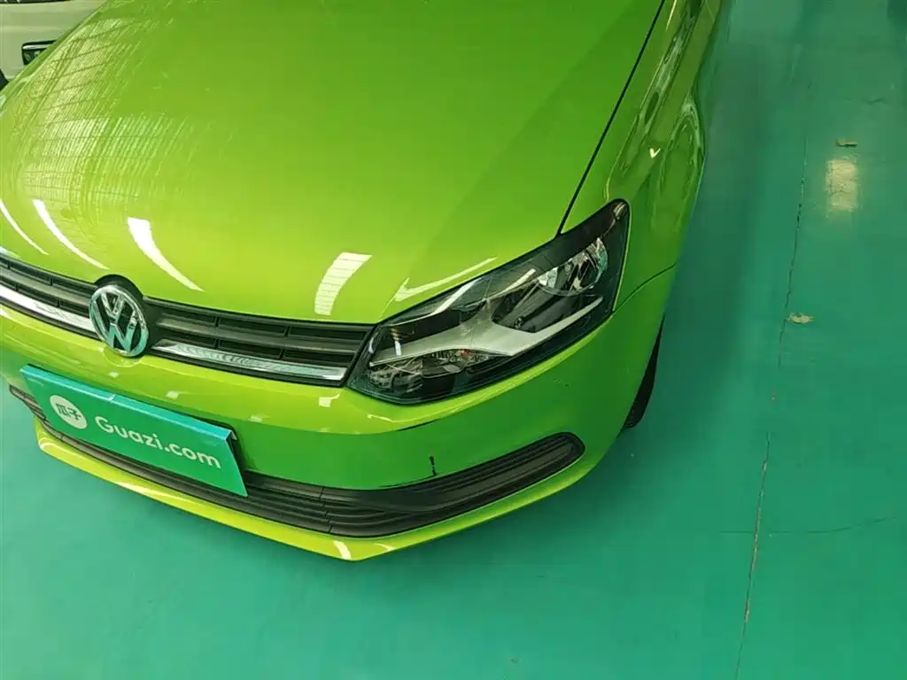 Volkswagen Polo 2016 1.4L Automatic Trend фото 24