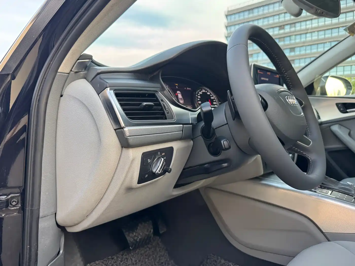 Audi A6L 2014 TFSI Standard фото 16